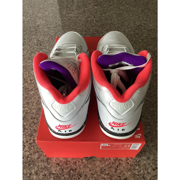 Nike Air Flight ‘89 Size: 12 Color: White / Silver / White main image 11